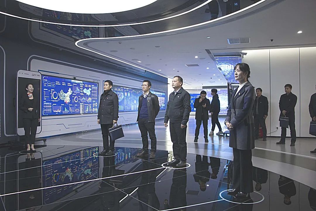 数字广西集团本部第二党支部与自治区司法厅科技信息处党支部开展党建共建活动